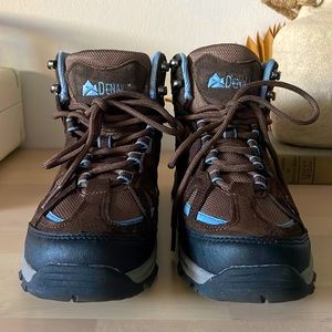 Denali Women Hiking Boots